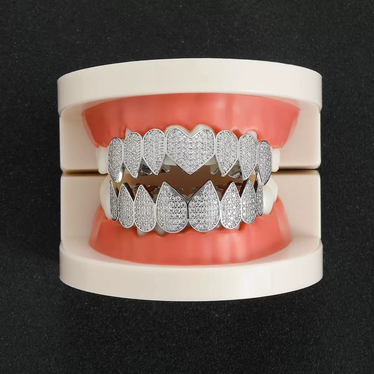 الهيب هوب روك مثلج خارج 5A الز - مراجعة Body Jewelry Materials وسعره