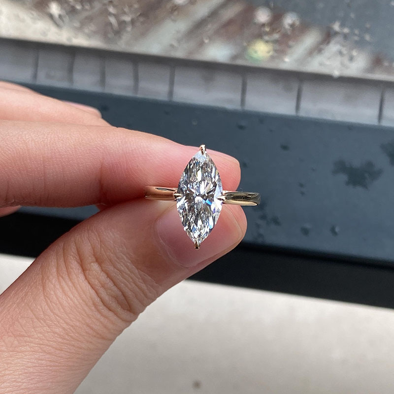 خاتم نسائي من الذهب الأصفر عيا - مراجعة Body Jewelry Vch وسعره